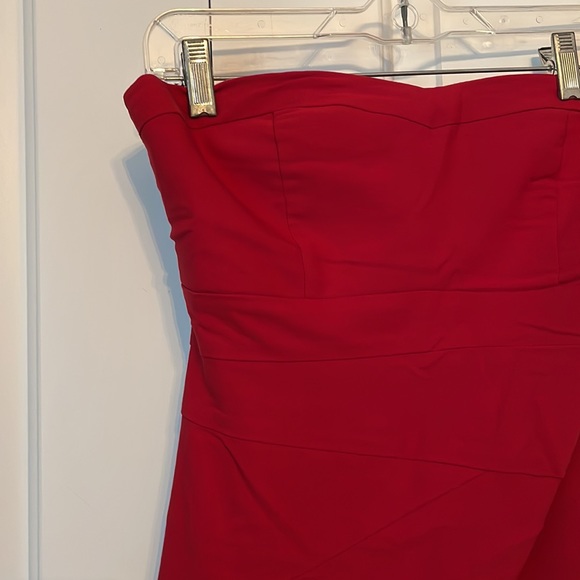 Red strapless bodycon dress - Picture 3 of 3